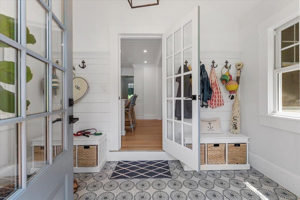 Interior, Recessed Lighting, Walk-in Closets, Wood Texture Flooring