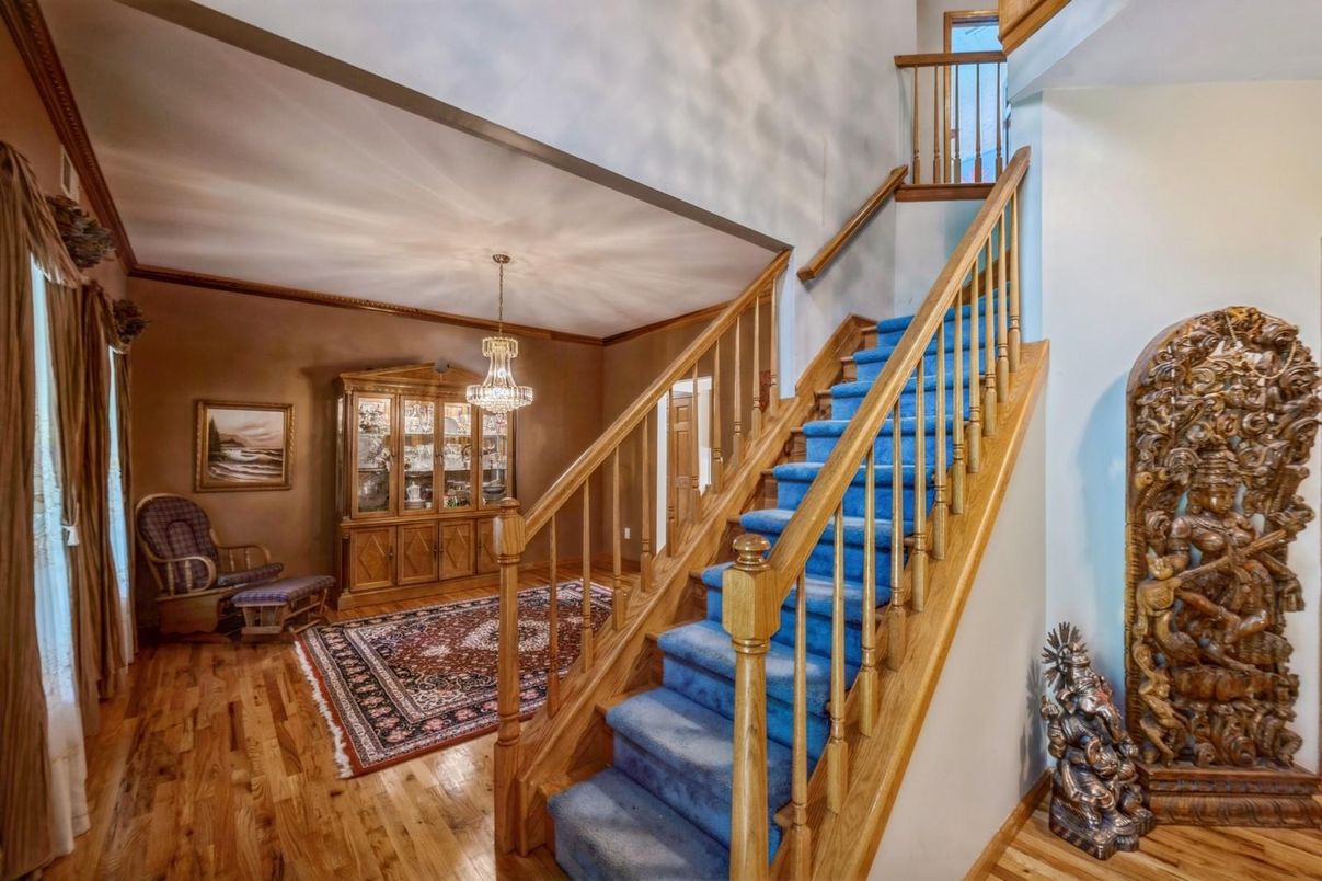 Chandelier, Interior, Wood Texture Flooring