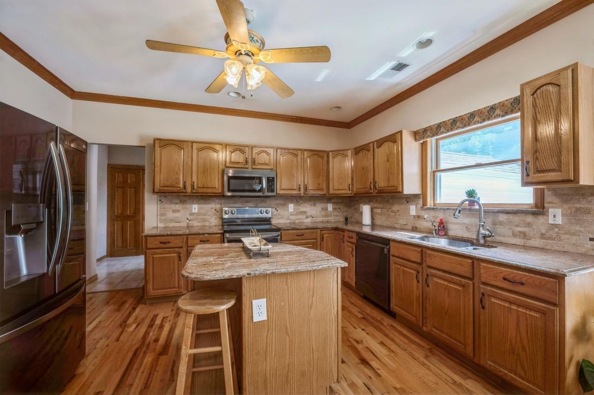 Interior, Kitchen, Stainless Steel Appliances, Wood Texture Flooring