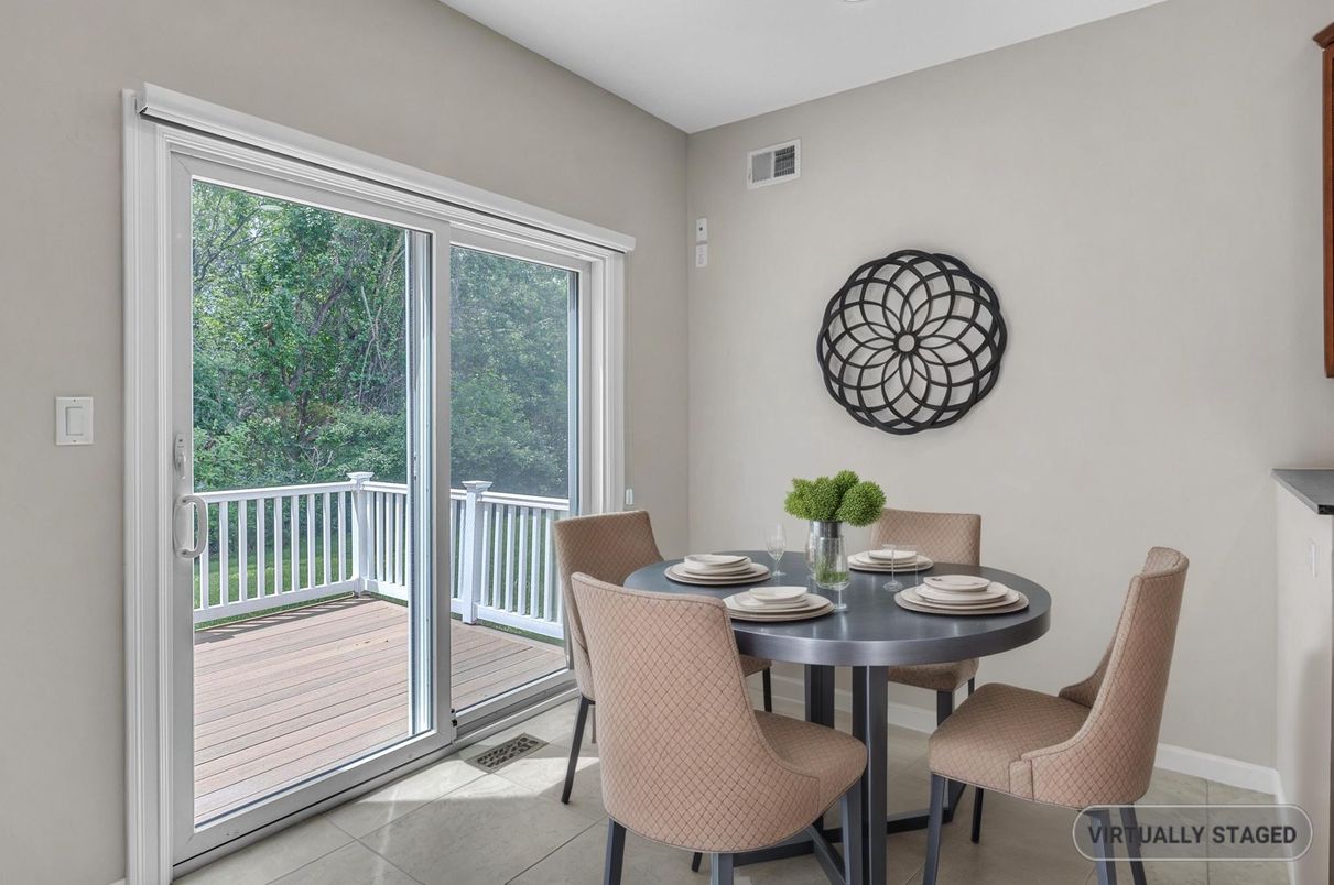 Dining room, Interior