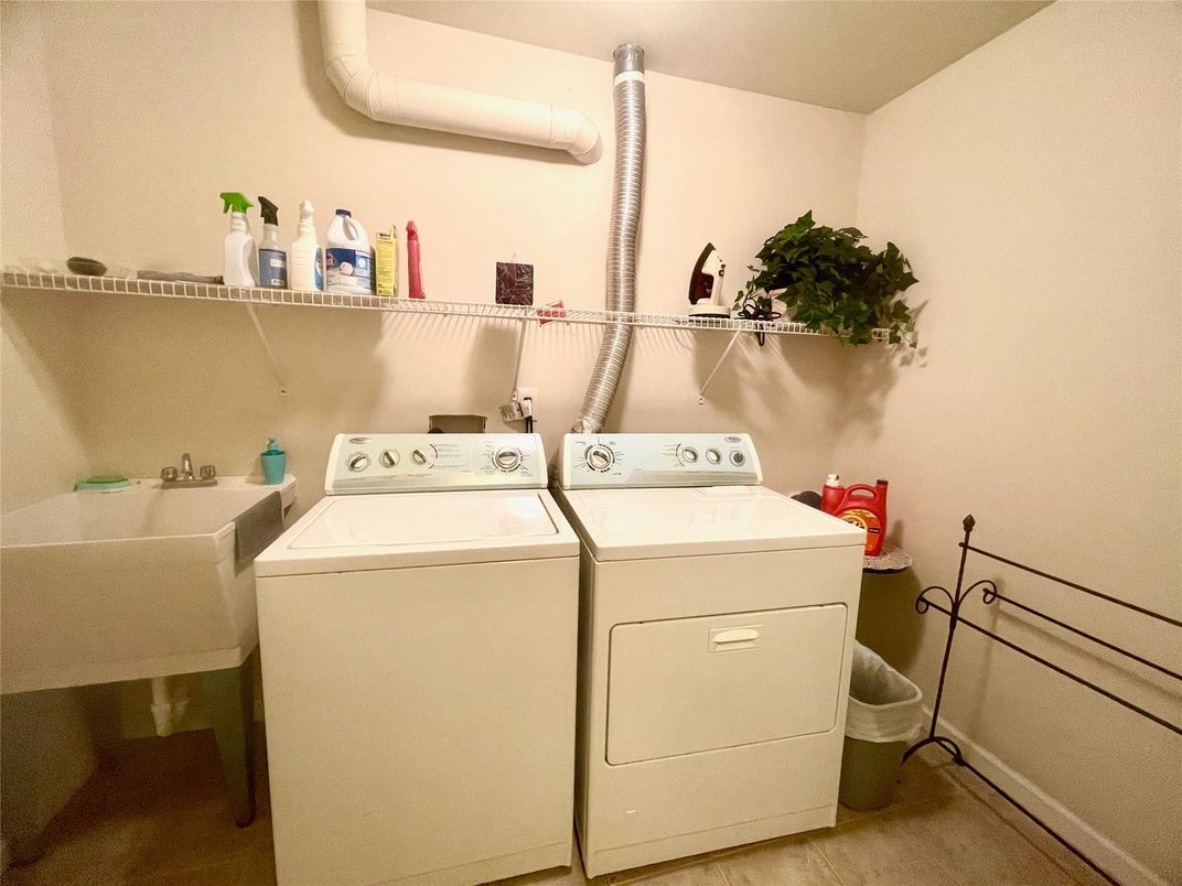 Interior, Utility Closets, Washer