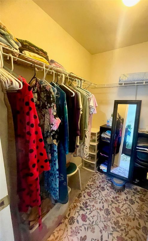 Interior, Walk-in Closets