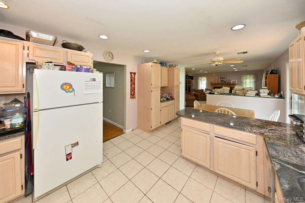 Interior, Kitchen, Recessed Lighting