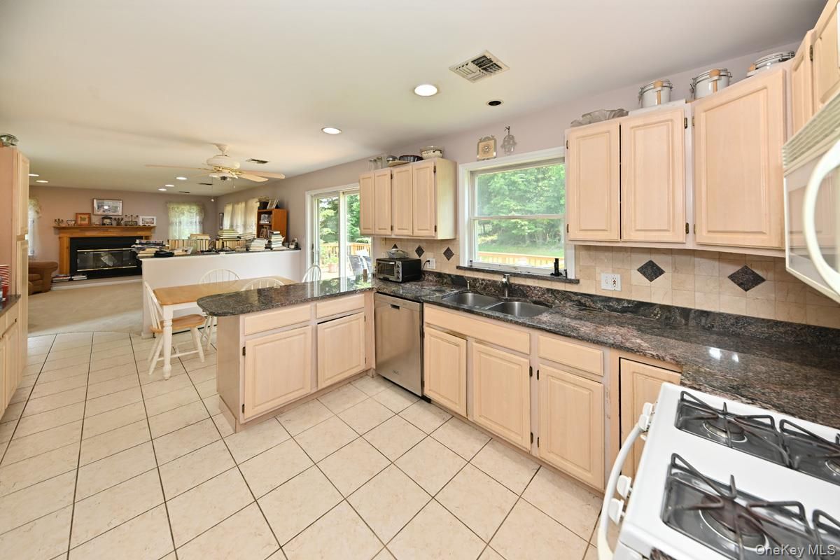 Dining room, Fireplace, Interior, Kitchen, Recessed Lighting