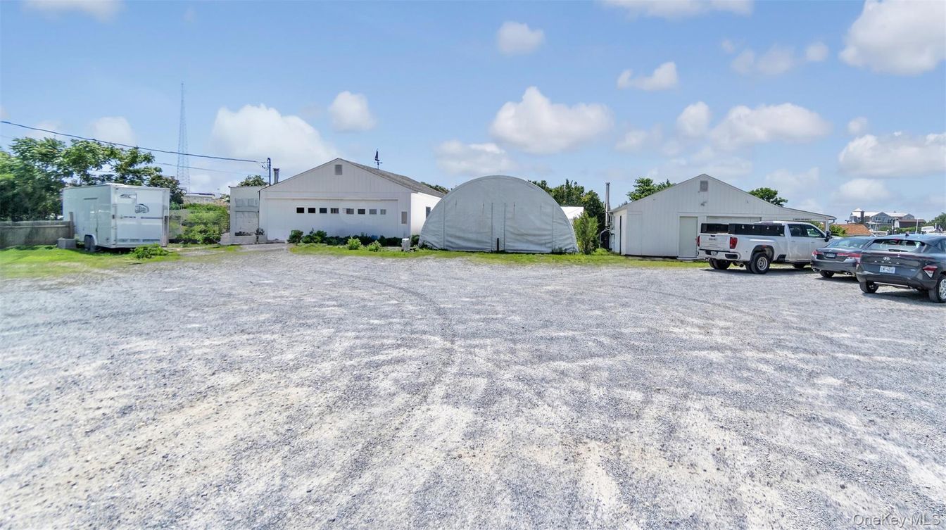 Backyard, Detached Garage, Exterior