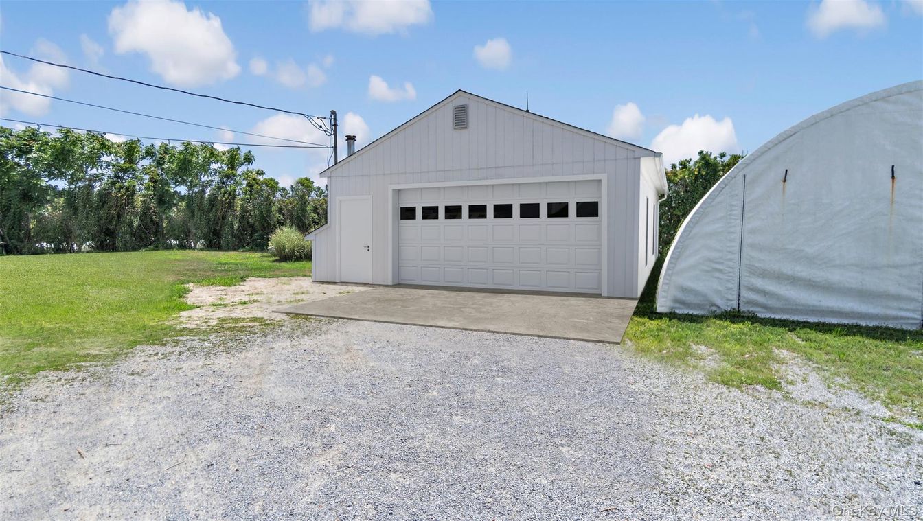 Backyard, Detached Garage, Exterior
