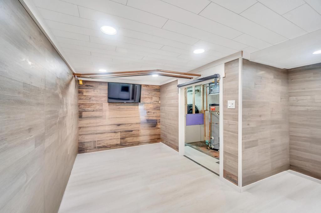 Interior, Recessed Lighting, Wooden Walls