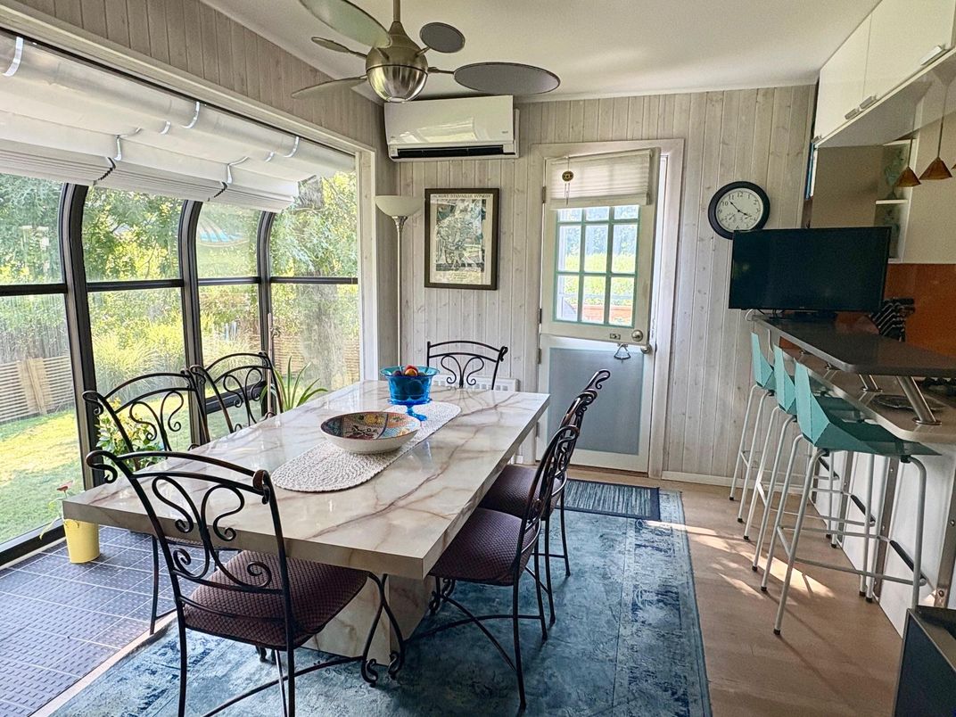 Dining room, Interior, Sun Room