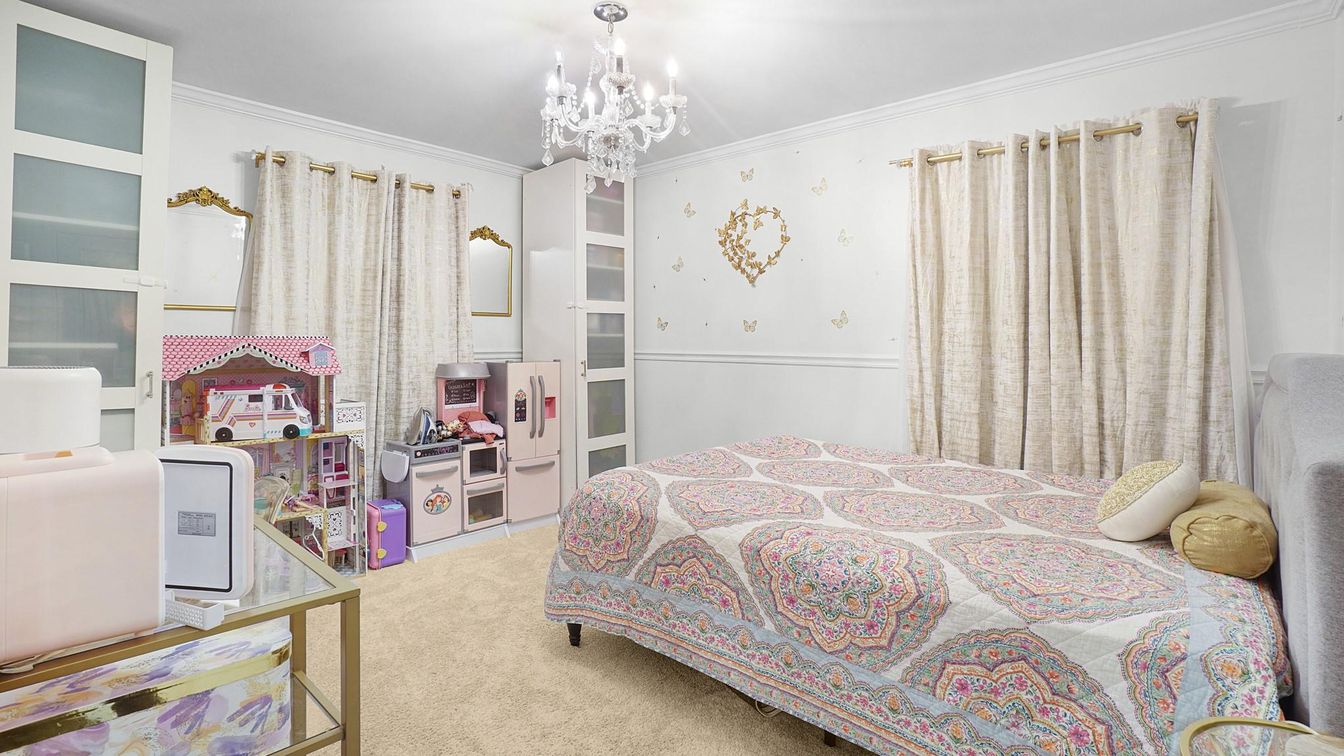 Bedroom, Chandelier, Interior