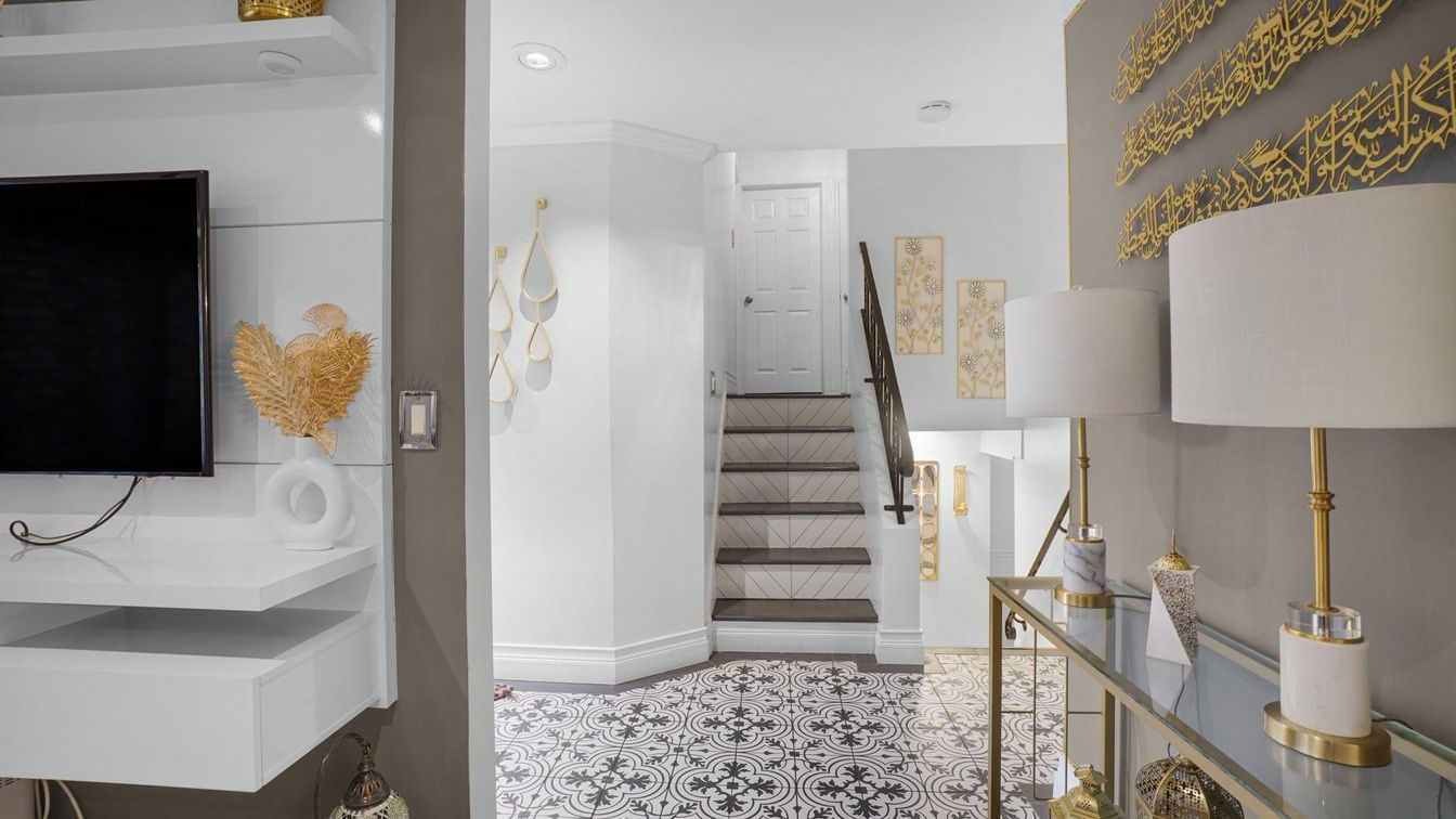 Interior, Recessed Lighting