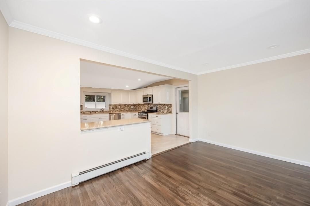 Empty room, Interior, Kitchen, Recessed Lighting, Wood Texture Flooring