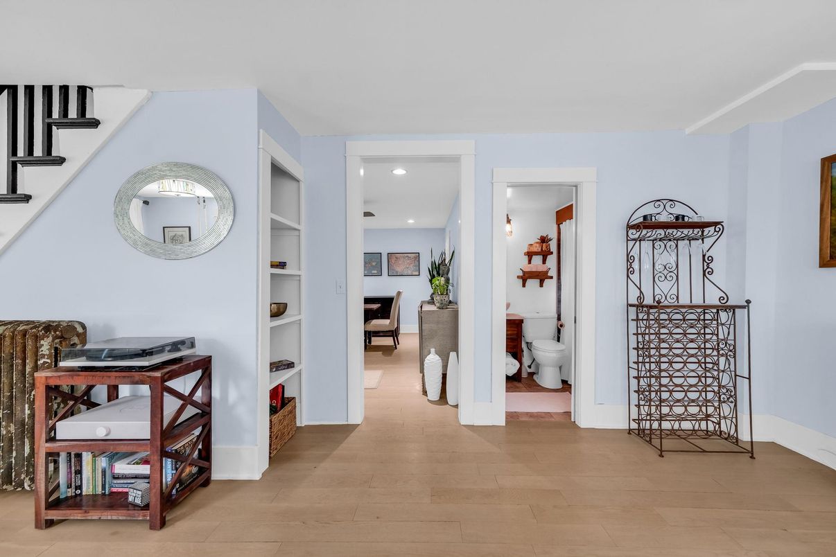 Bathroom, Interior, Recessed Lighting, Wood Texture Flooring