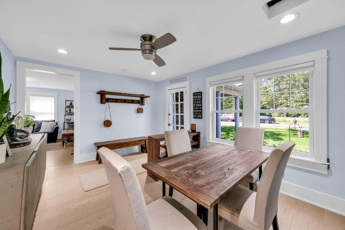 Dining room, Interior, Recessed Lighting, Wood Texture Flooring