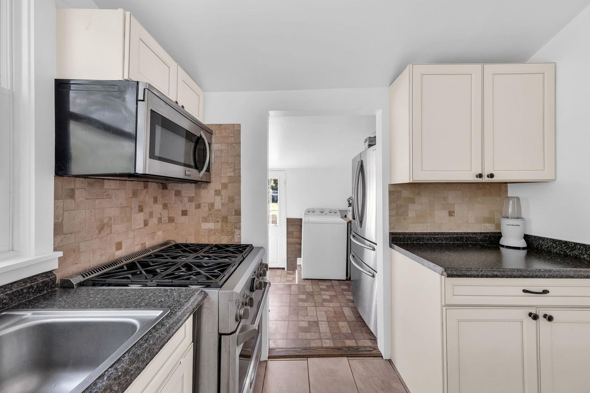 Interior, Kitchen, Washer