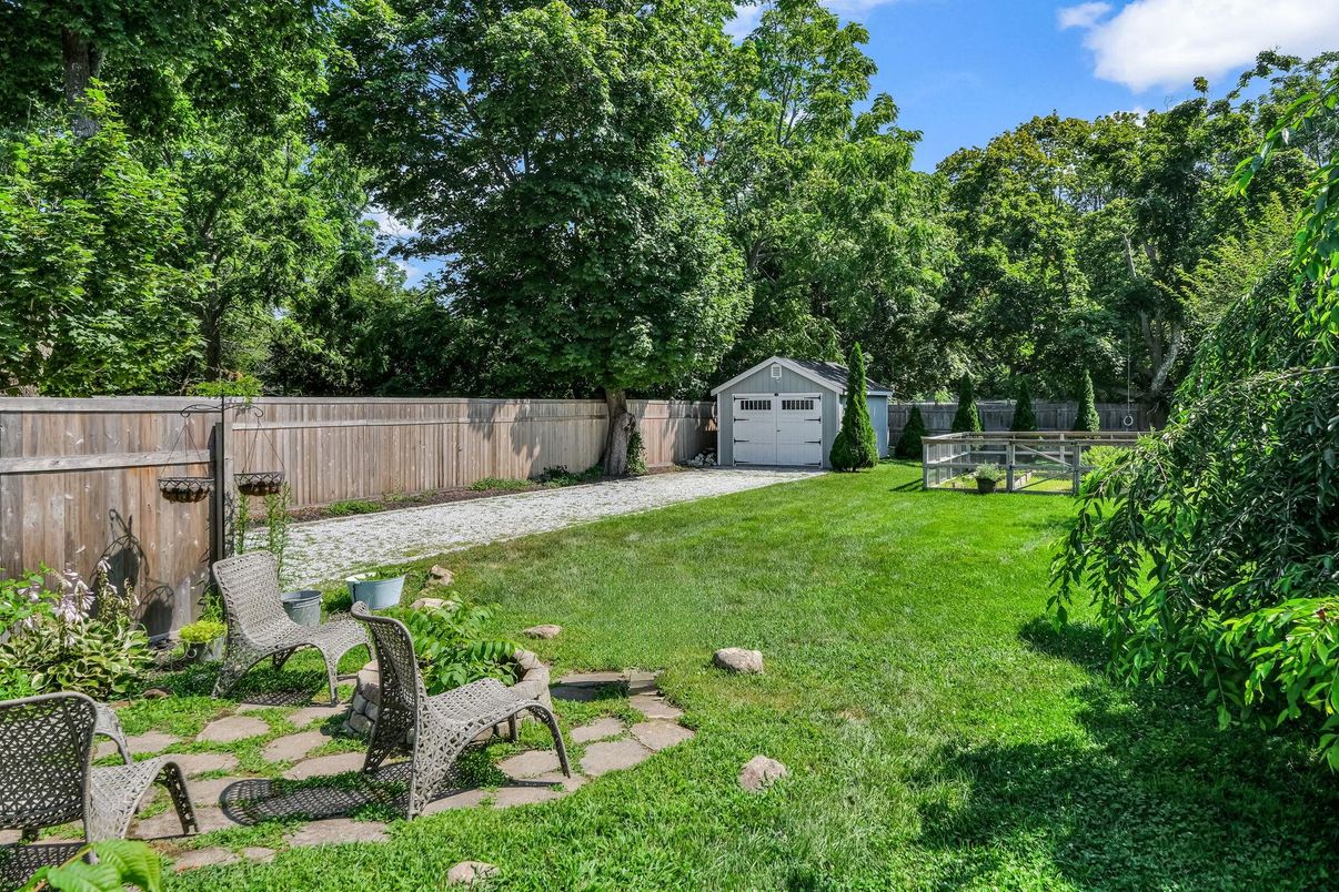 Backyard, Detached Garage, Exterior