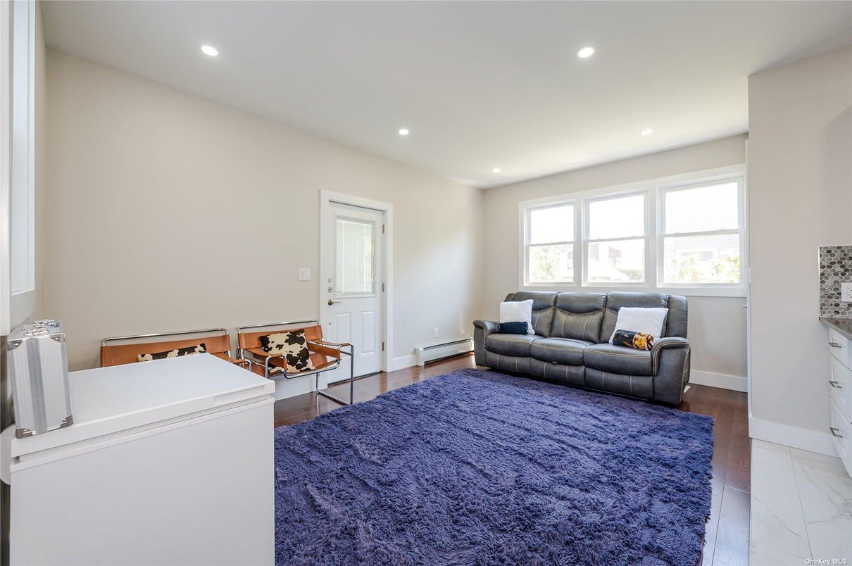 Interior, Living room, Marble, Recessed Lighting, Wood Texture Flooring