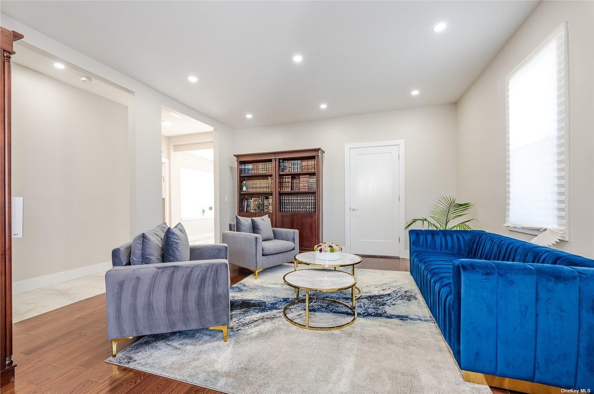 Interior, Living room, Marble, Recessed Lighting, Wood Texture Flooring