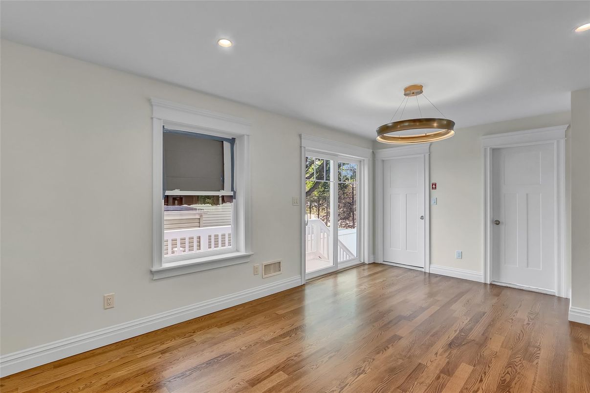 Empty room, Interior, Pendant Lights, Recessed Lighting, Wood Texture Flooring