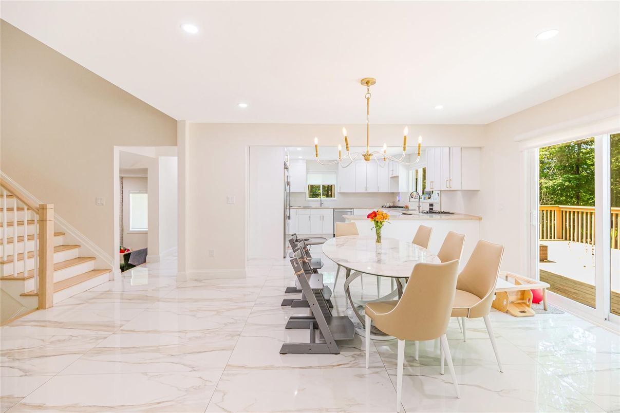 Chandelier, Dining room, Interior, Kitchen, Marble, Recessed Lighting