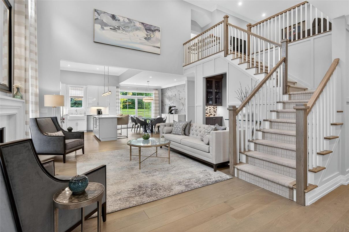 Dining room, Interior, Living room, Pendant Lights, Recessed Lighting, Wood Texture Flooring