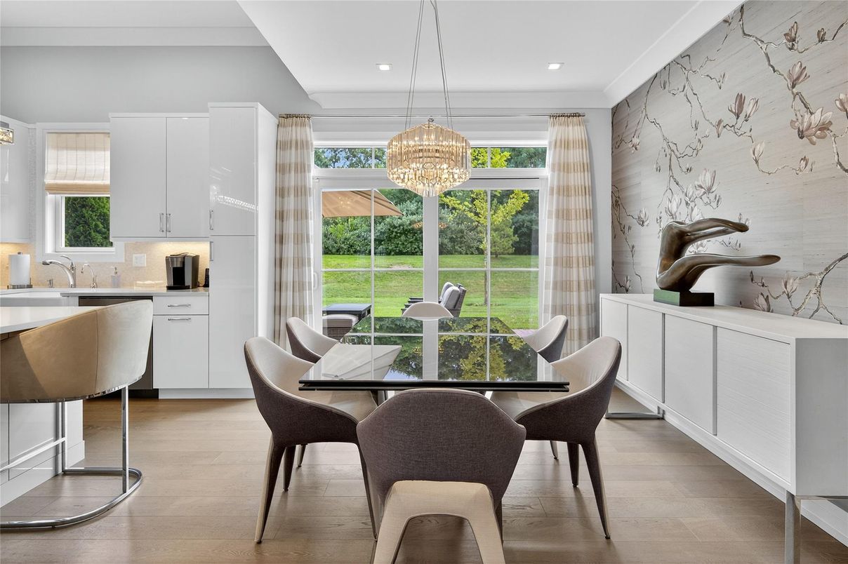 Chandelier, Dining room, Interior, Kitchen, Recessed Lighting, Wood Texture Flooring