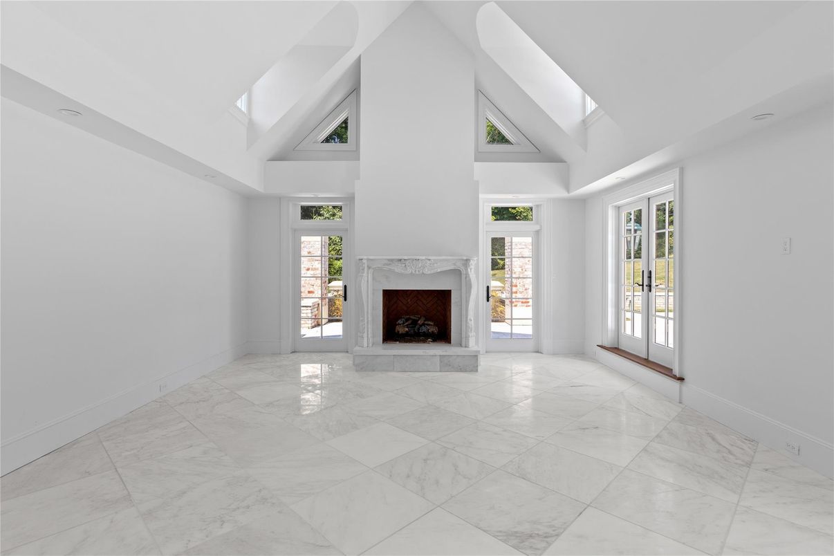 Empty room, Fireplace, Interior, Marble