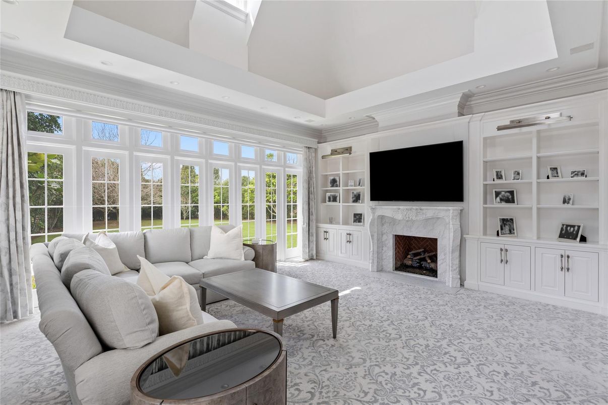 Fireplace, Interior, Living room, Recessed Lighting