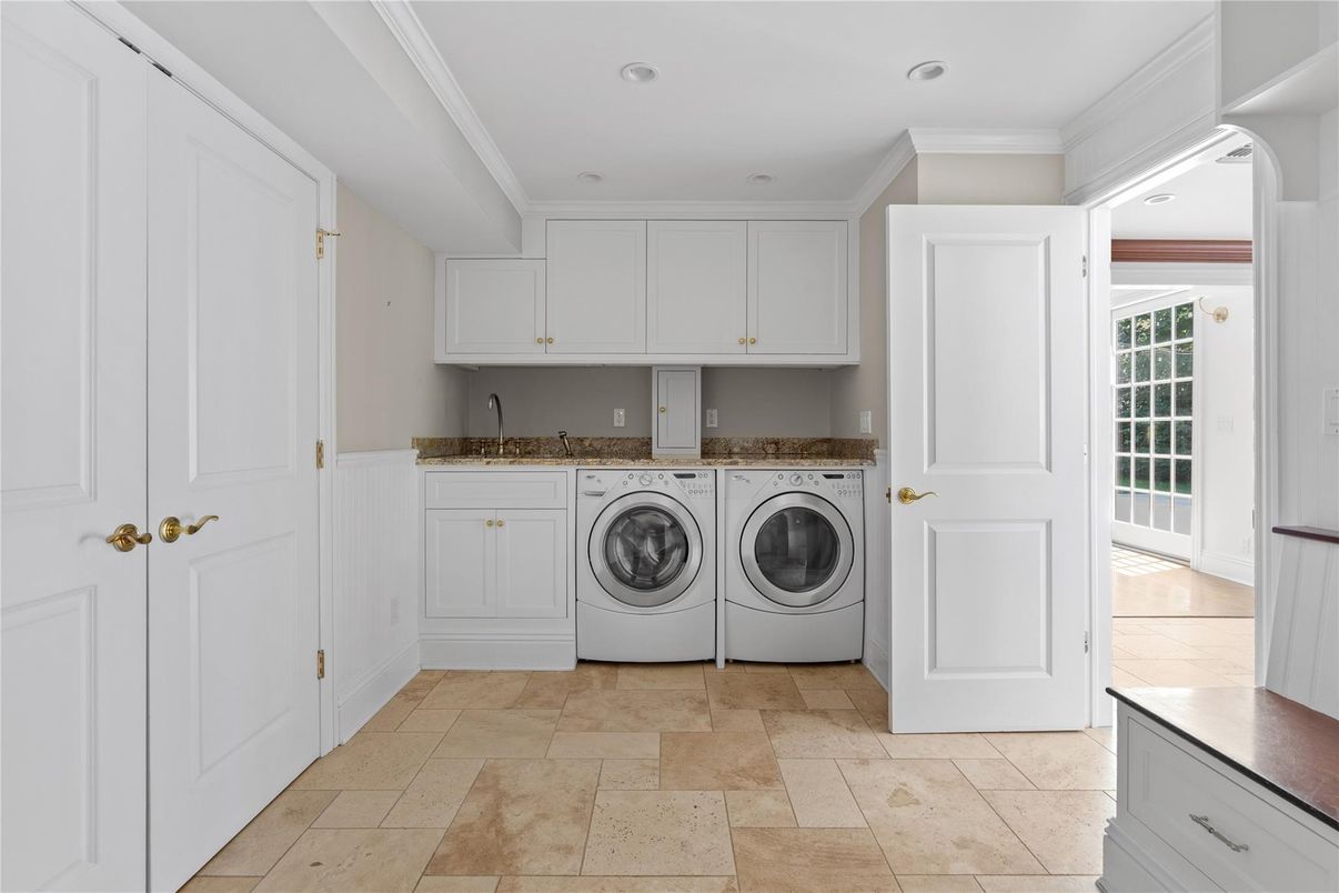 Interior, Recessed Lighting, Washer