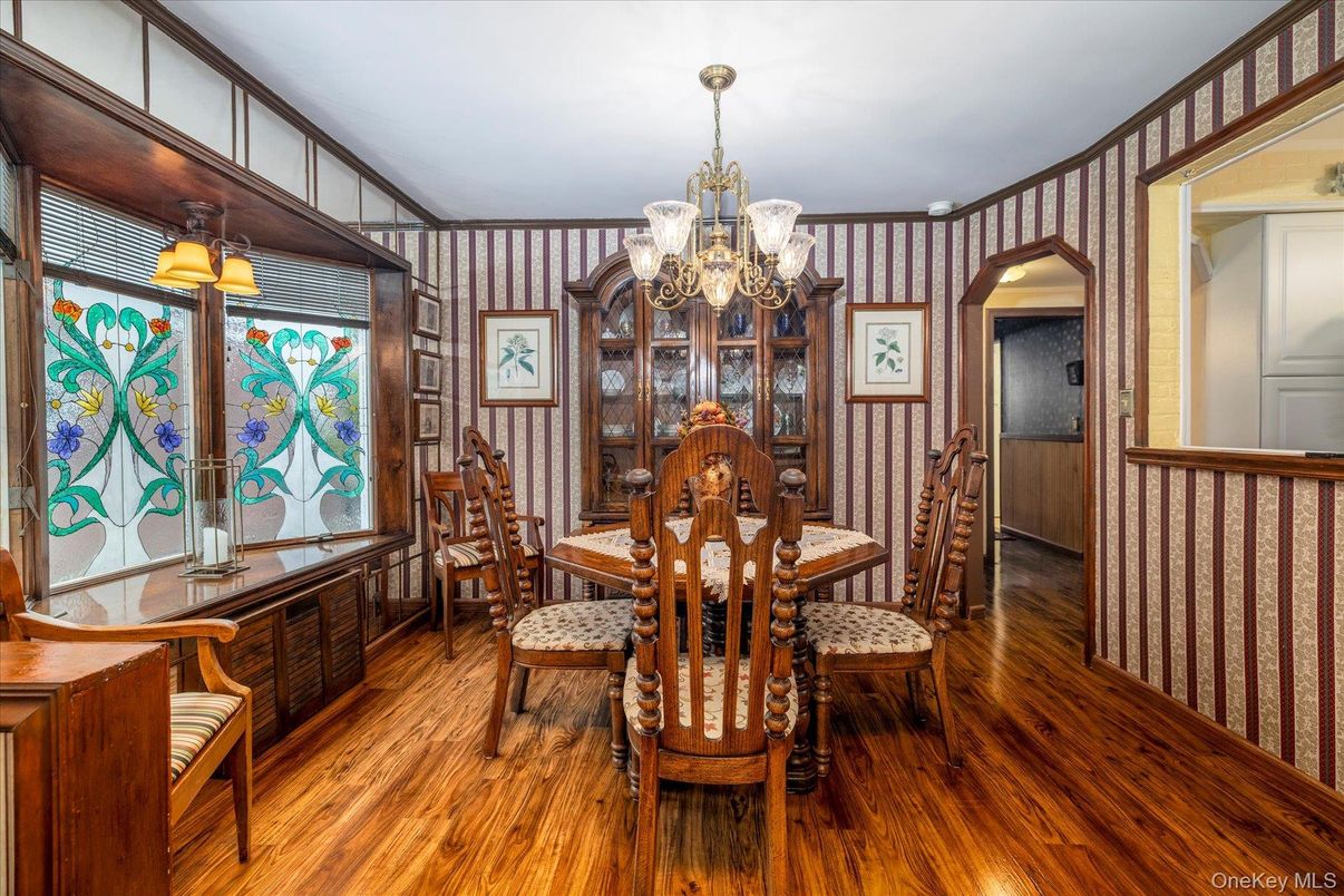 Chandelier, Dining room, Interior, Wood Texture Flooring