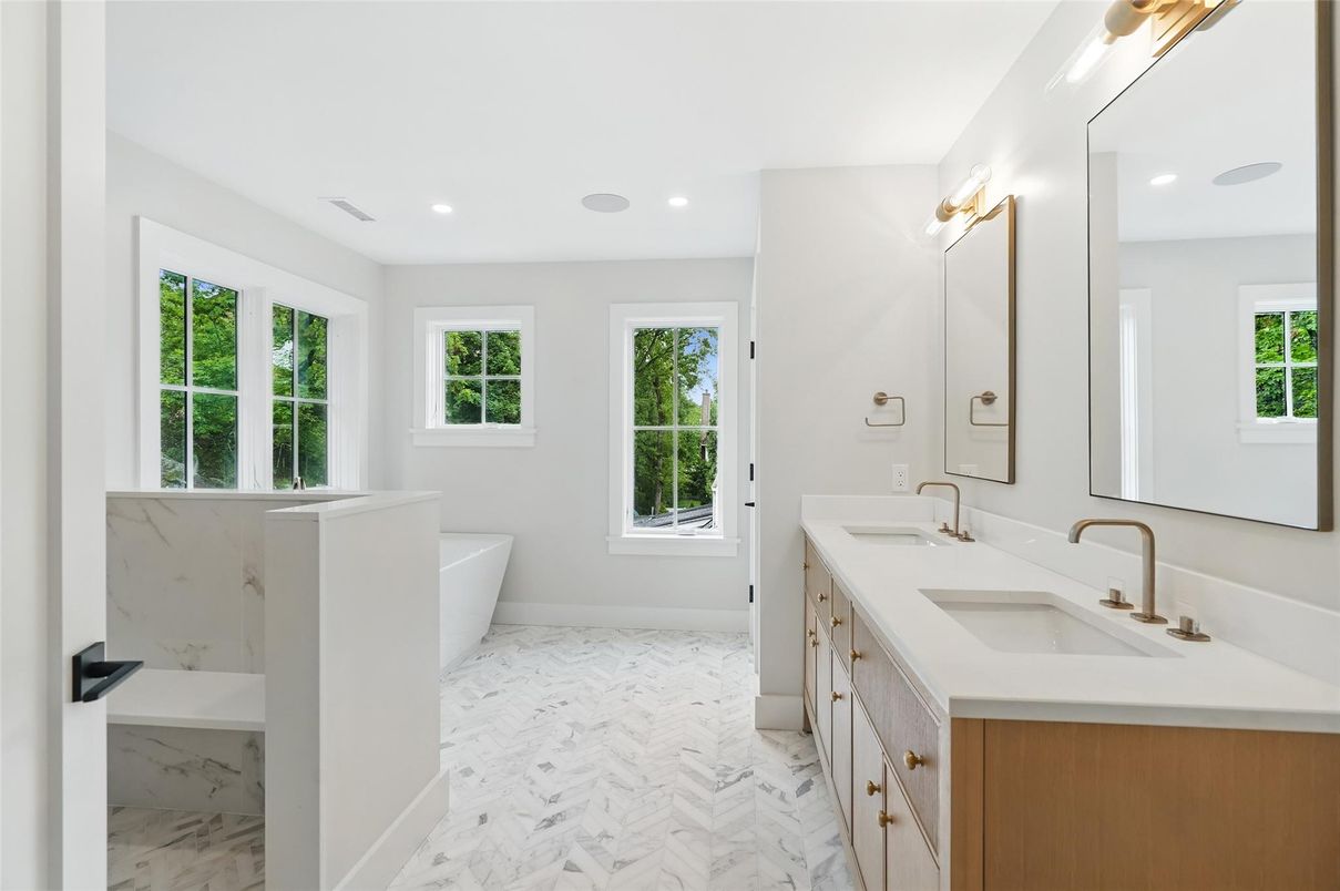 Bathroom, Dual Sink Vanities, Free Standing Baths, Interior, Marble, Recessed Lighting