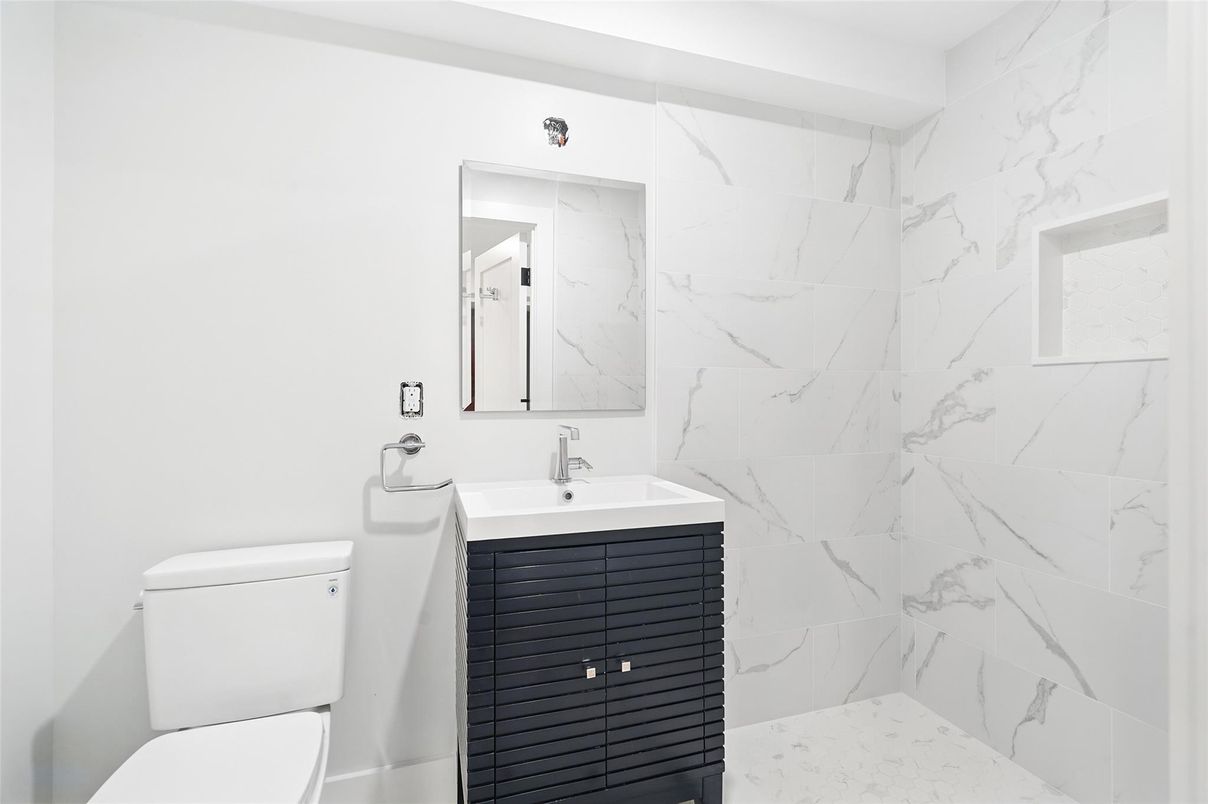 Bathroom, Interior, Marble Walls
