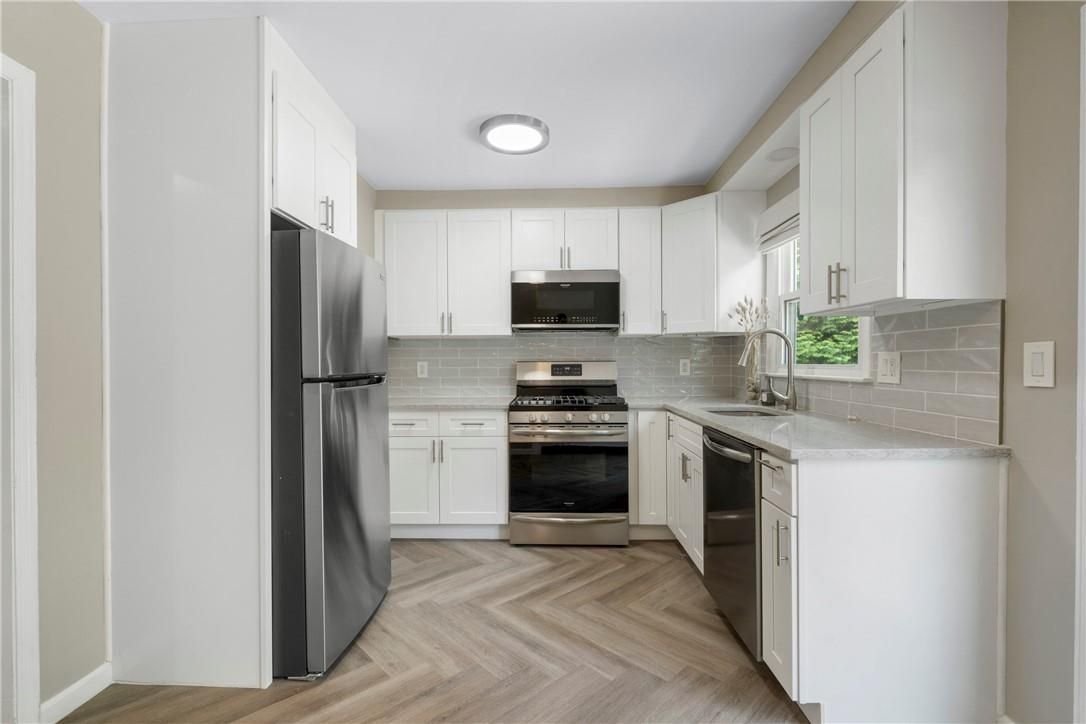 Interior, Kitchen, Stainless Steel Appliances, Wood Texture Flooring