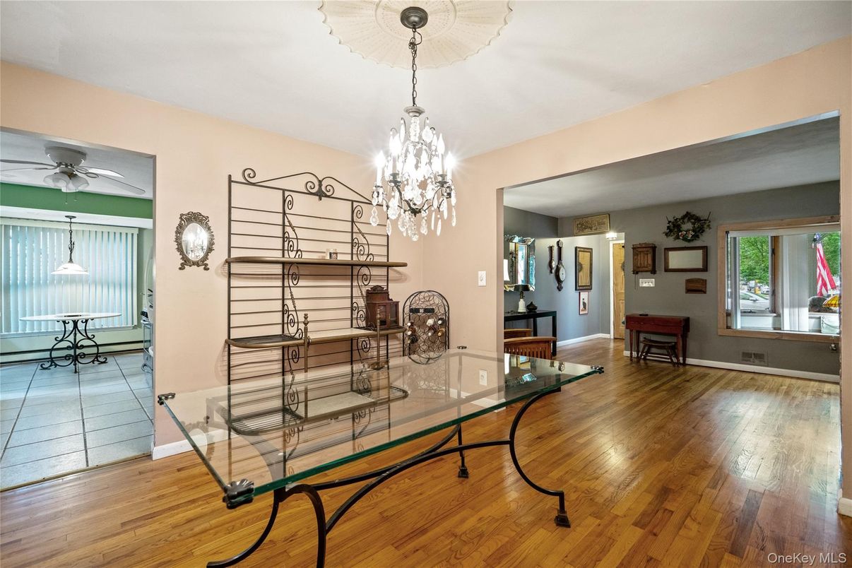 Chandelier, Interior, Wood Texture Flooring