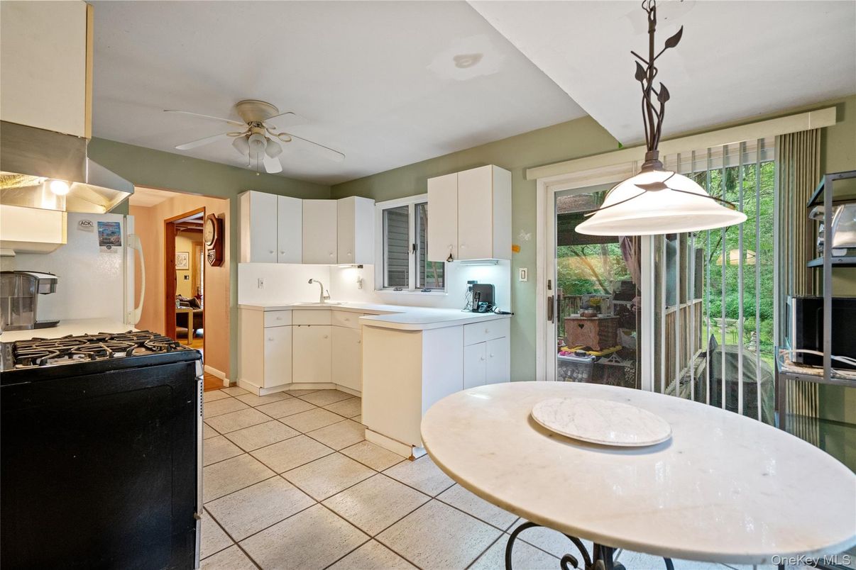 Interior, Kitchen, Pendant Lights