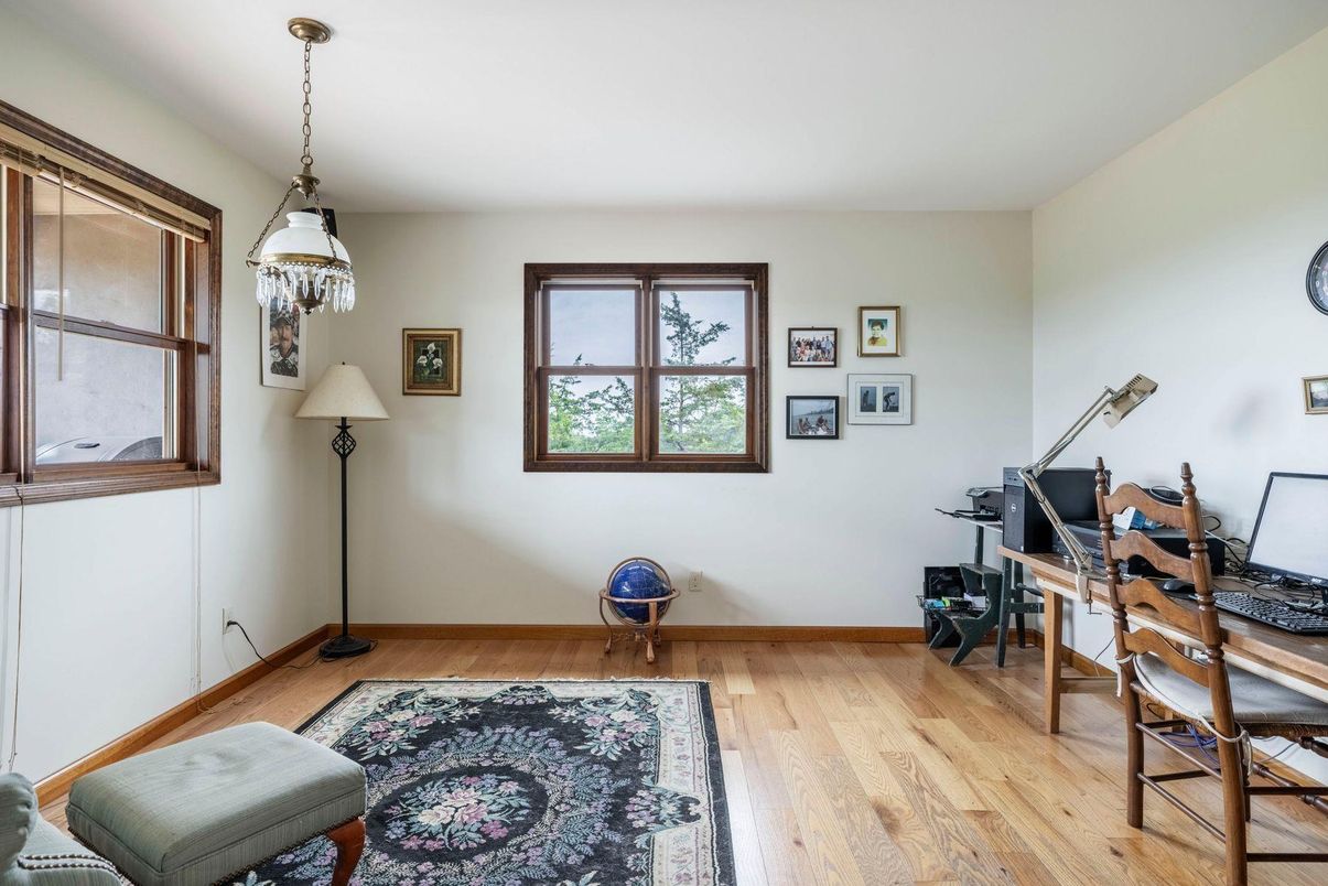 Home Office, Interior, Pendant Lights, Wood Texture Flooring