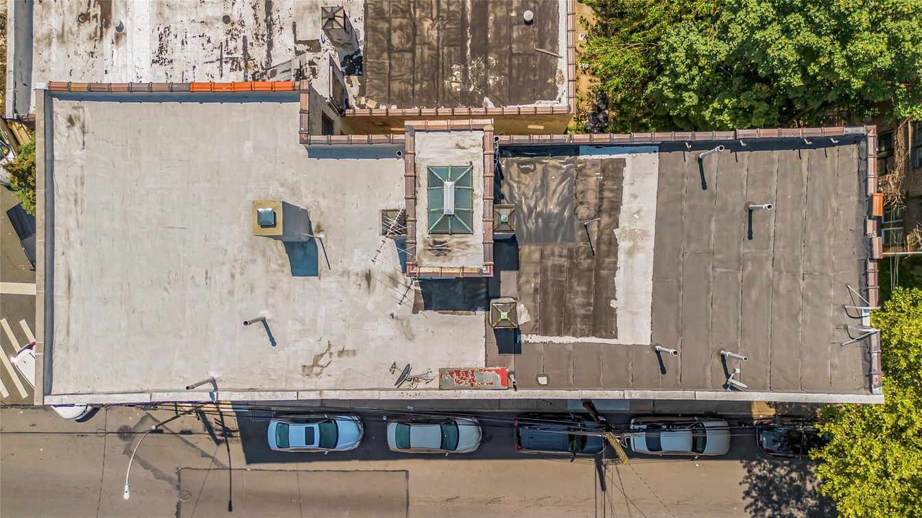 Exterior, Drone