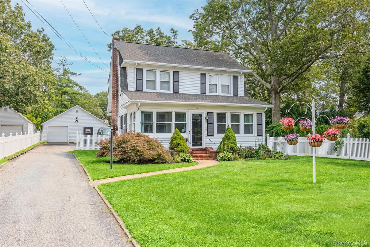 Detached Garage, Exterior, Facade, Georgian