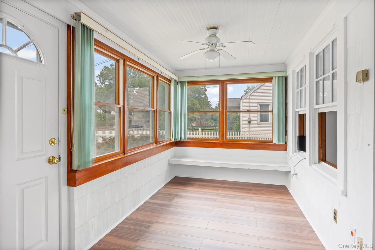 Interior, Sun Room, Wood Texture Flooring