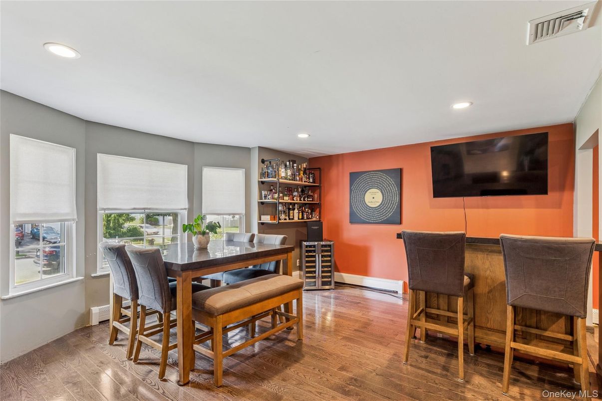 Dining room, Interior, Recessed Lighting, Wood Texture Flooring