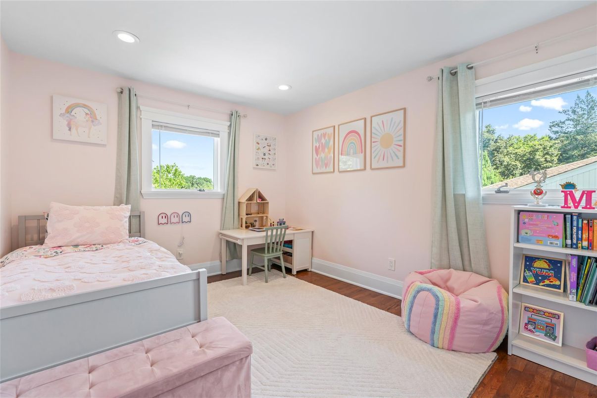 Bedroom, Home Office, Interior, Recessed Lighting, Wood Texture Flooring