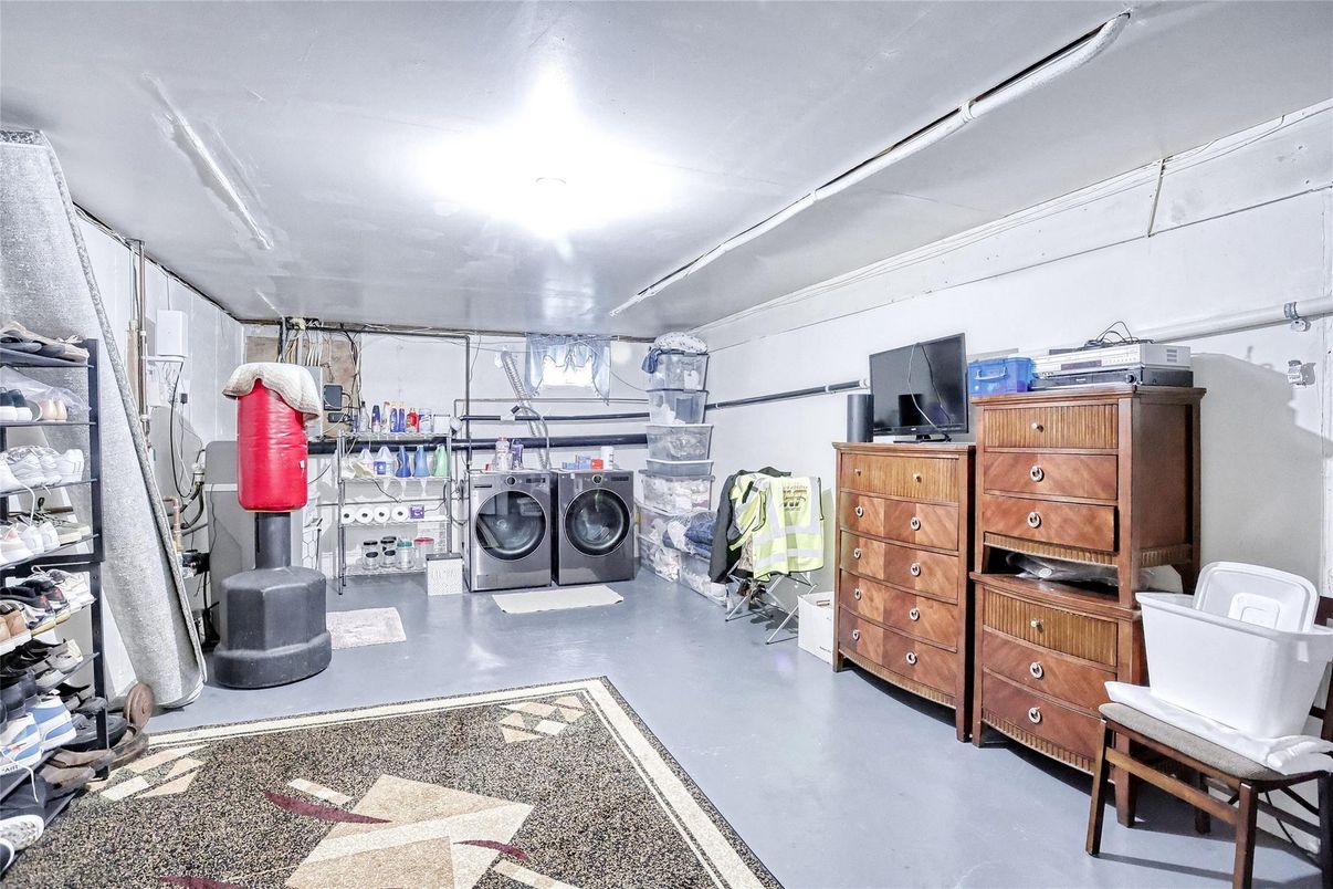 Interior, Washer