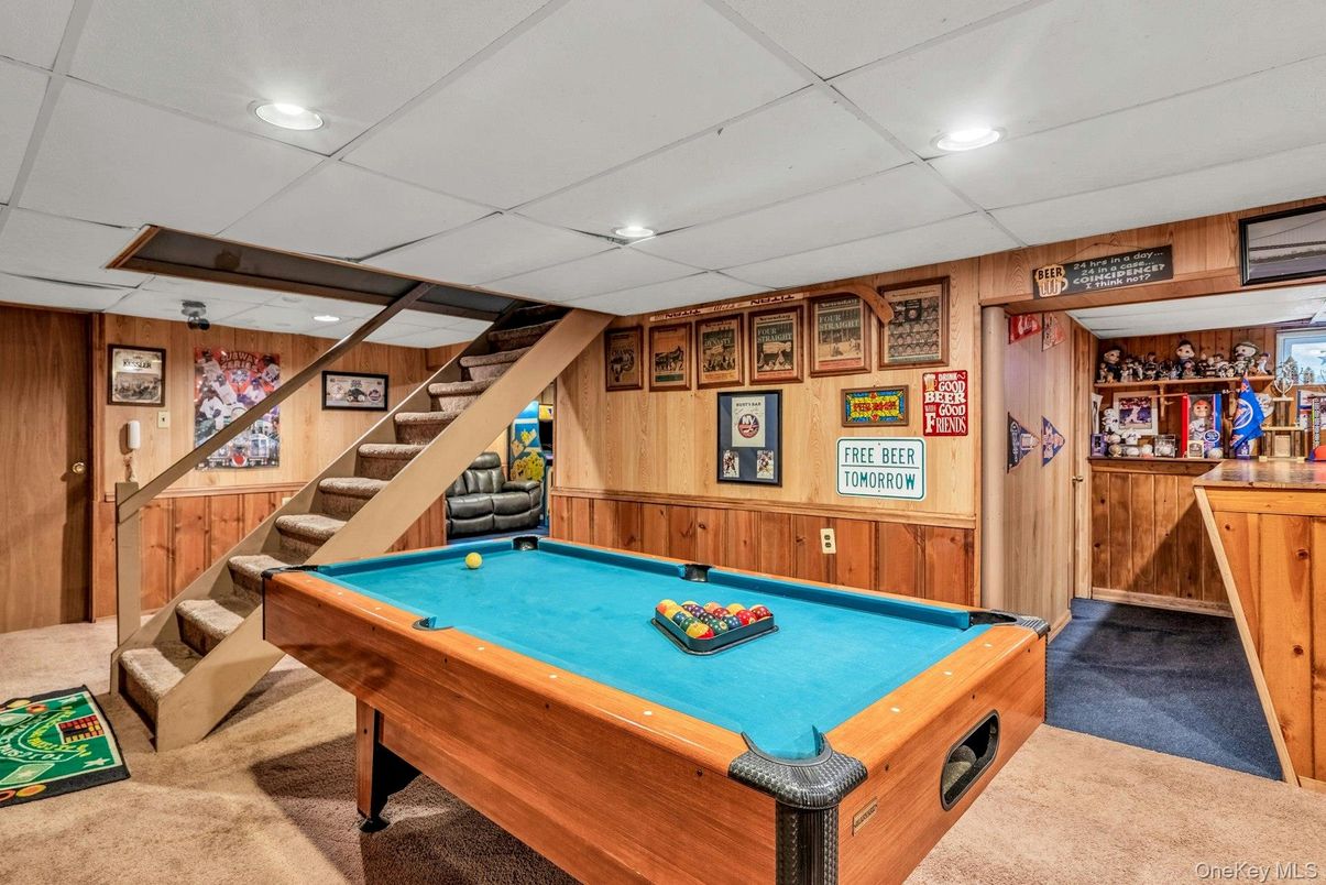 Billiard Table, Game Room, Interior, Recessed Lighting, Wooden Walls