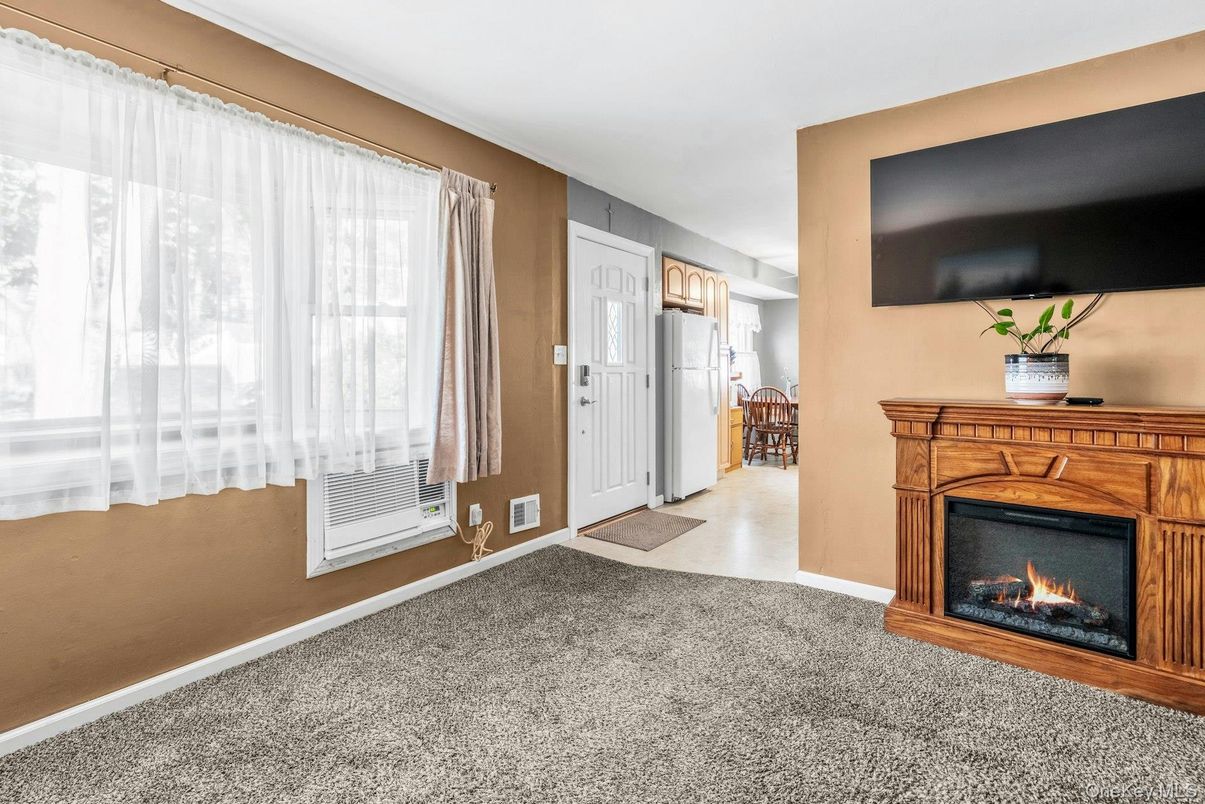 Empty room, Fireplace, Interior