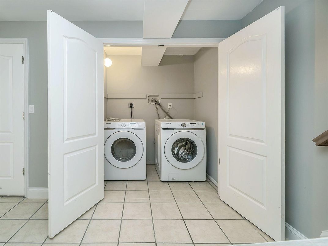 Interior, Utility Closets, Washer