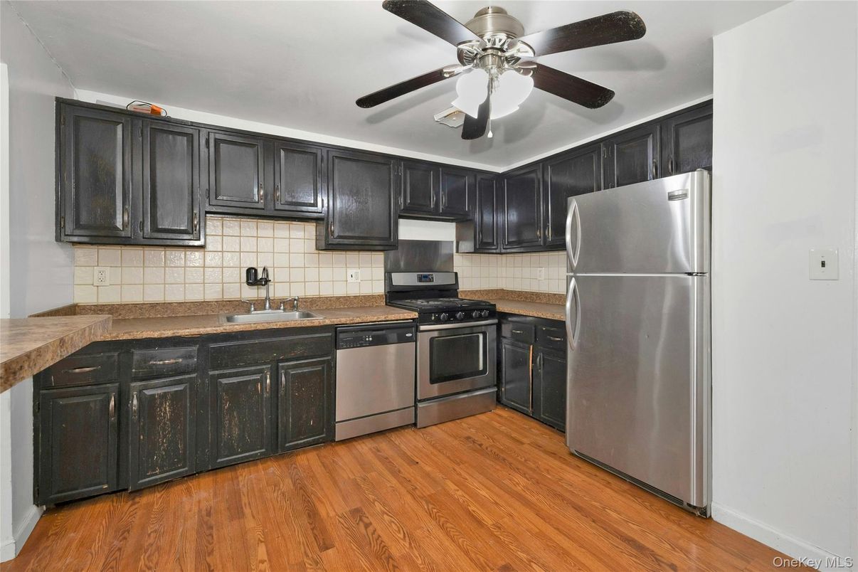 Interior, Kitchen, Wood Texture Flooring