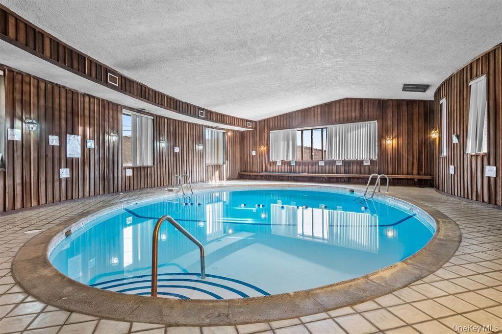 Interior, Pool, Wooden Walls