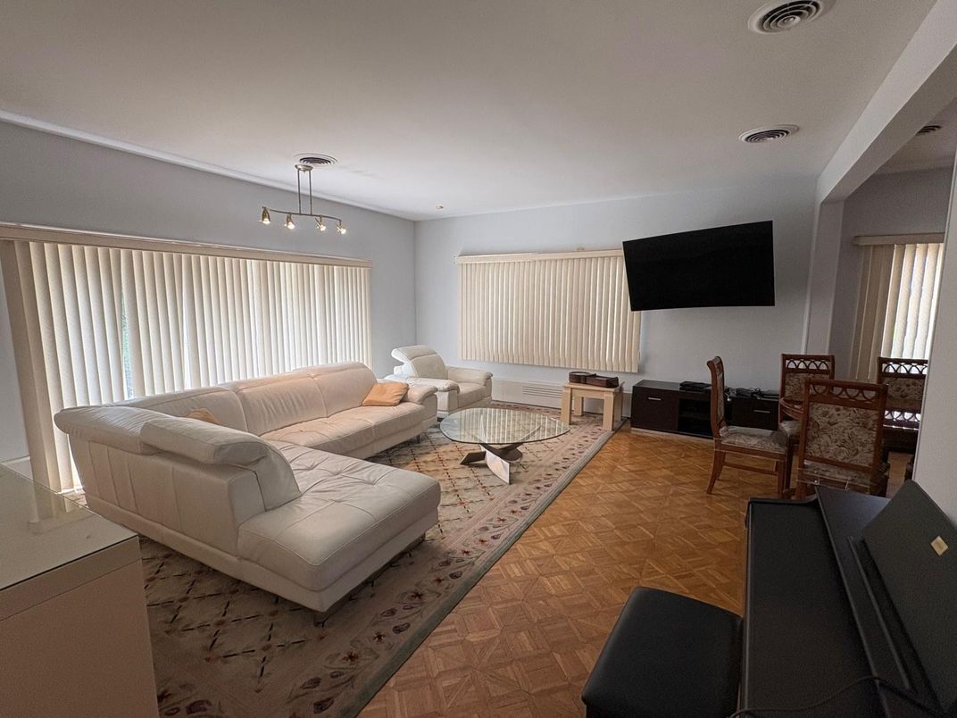 Interior, Living room, Pendant Lights, Wood Texture Flooring