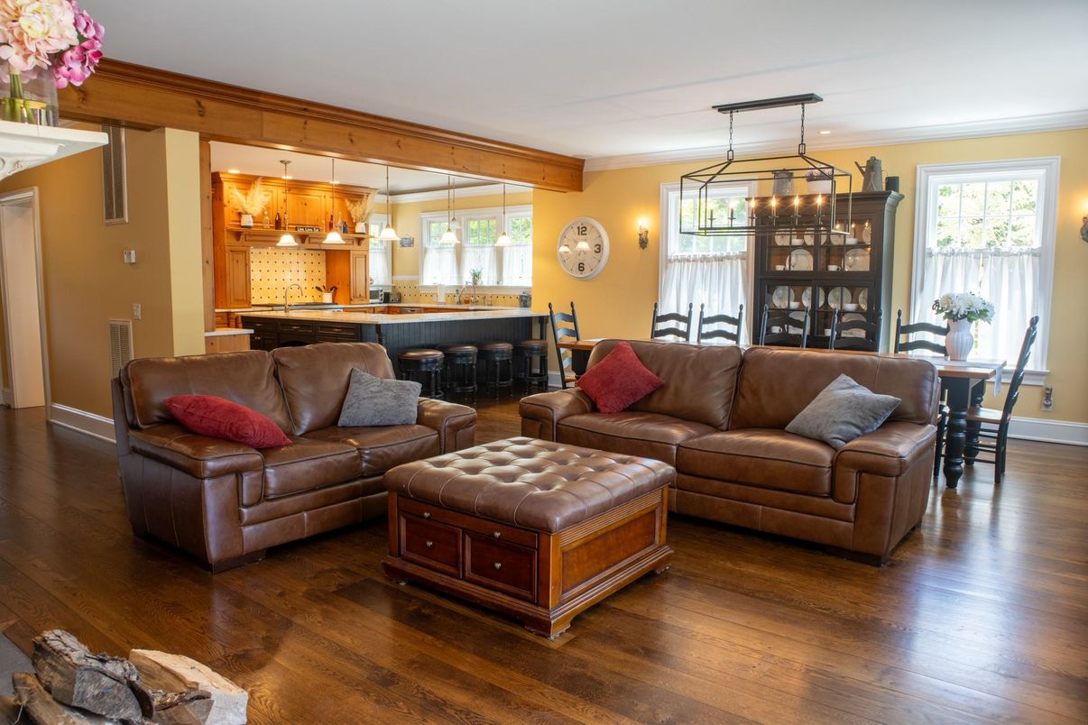 Dining room, Interior, Kitchen, Living room, Pendant Lights, Wood Texture Flooring