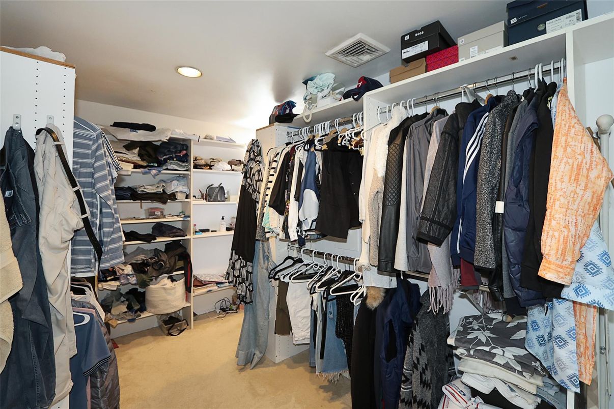 Interior, Recessed Lighting, Walk-in Closets