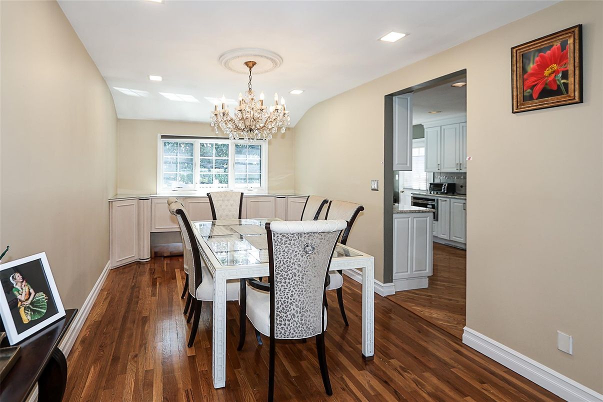 Chandelier, Dining room, Interior, Kitchen, Recessed Lighting, Wood Texture Flooring